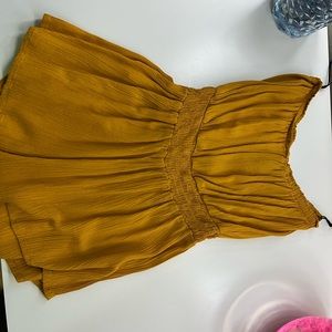A sleeve less romper